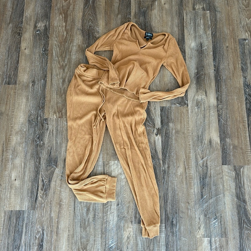 Carbon38 Lounge Set